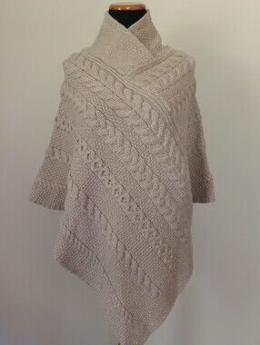 Aran %100 Wool Sweater Poncho